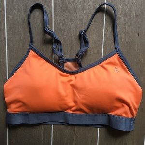 Sports bra